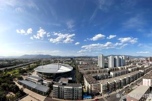 队记：湖人已将注意力转向买断市场 今夏将用3首轮追球星